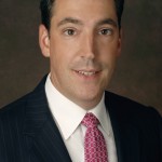 Diamond dealer cuts deal with Moinian
