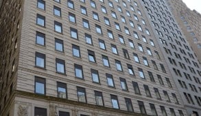 Men’s underwear maker Tommy John expanding at 100 Broadway