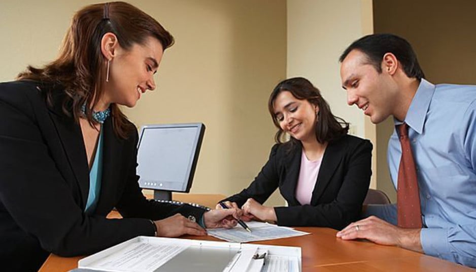 Real estate brokers defy their firms’ boycott of StreetEasy