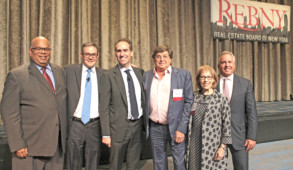 In struggling retail market, executives cling to hope that companies can adapt