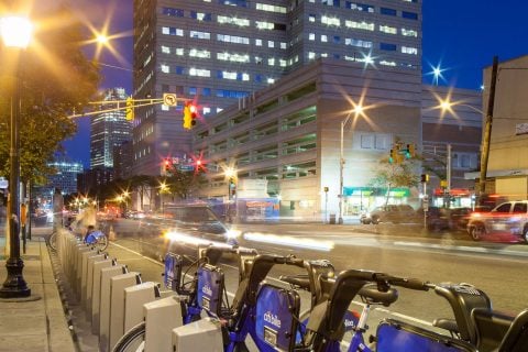 400,000 s/f anchor renews at Columbia’s JC tower