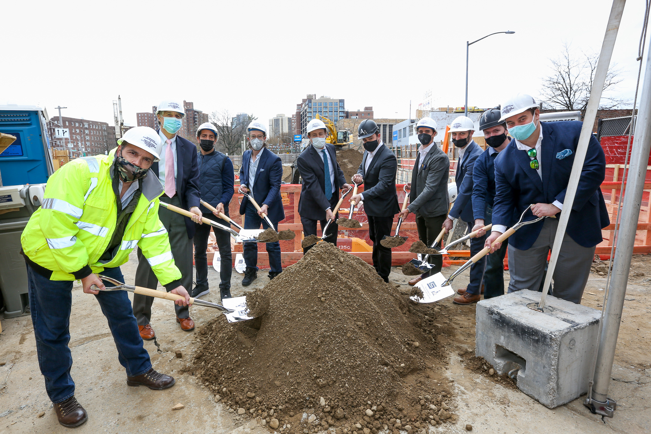 Slate and its supermarket partner break ground in Queens