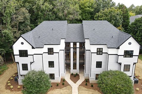 Capstone Brokers 420-Unit Value-Add Apartment Asset in Charlotte’s Whitehall Submarket￼