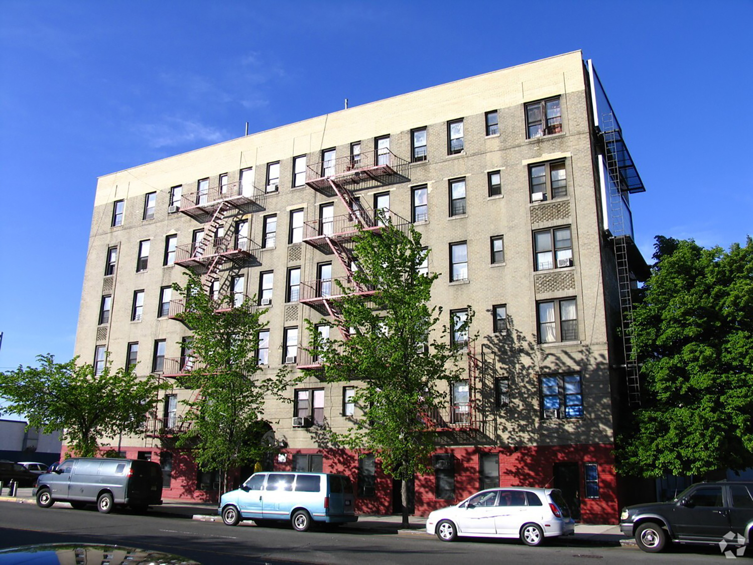 GFI Realty Services Arranges the $6.4-Million Sale of 46-Unit Bronx Multifamily Building
