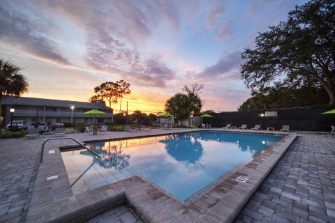 Crossmark Capital Secures $95,192,000 to Refinance 1,011-Unit, Multifamily Portfolio in Florida