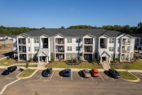 Beacon Real Estate Group Completes Exchange at 1105 Multifamily Acquisition in Georgia