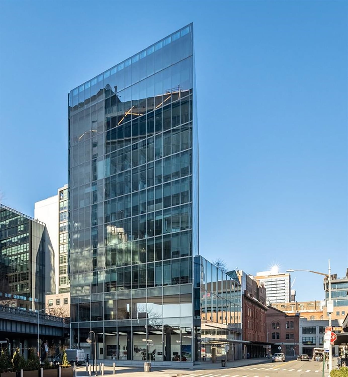 CBRE Arranges 4,743 Sq. Ft. Office Sublease for New Private Equity Firm
