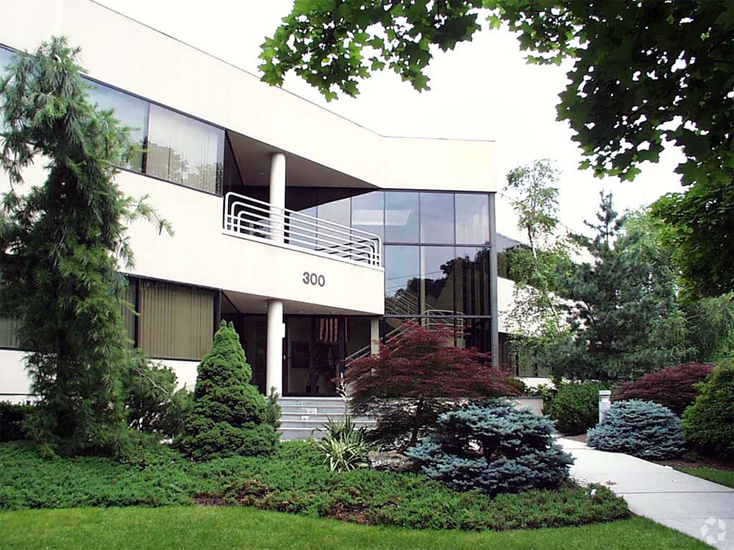 NAI James E. Hanson Helps Local Urgent Care Expand to Englewood, N.J.