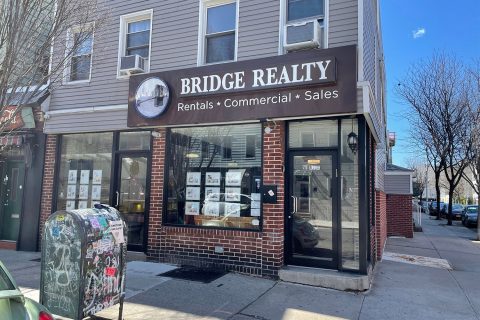 Bond New York Opens Office in Williamsburg, Brooklyn