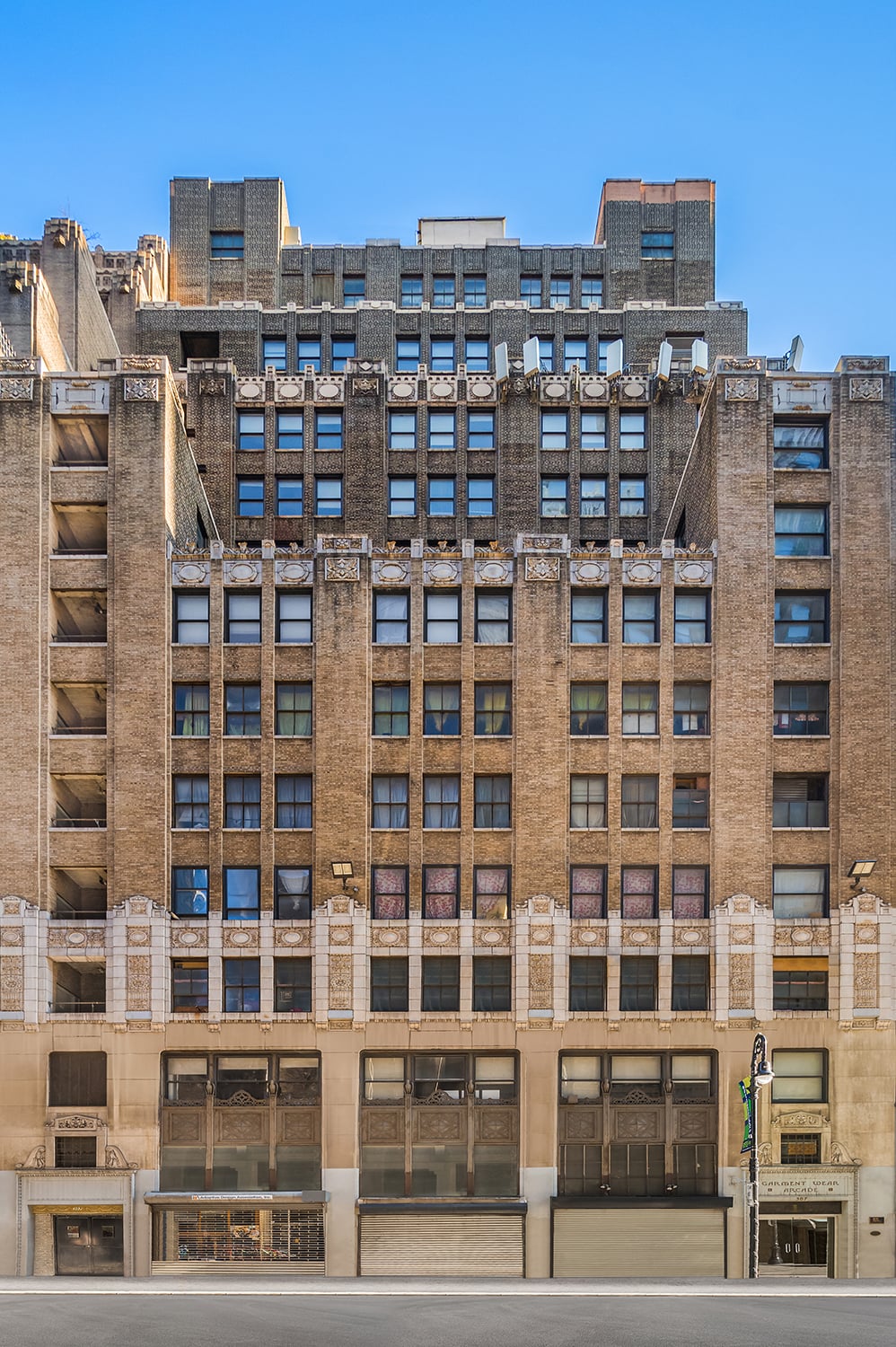 Adaptive Design Association Renews 3600-SF Lease at 307 West 36th Street
